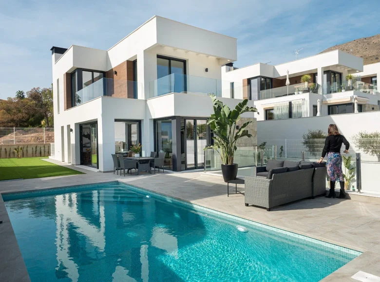 Villa de 4 dormitorios 334 m² Izhevsk, Rusia