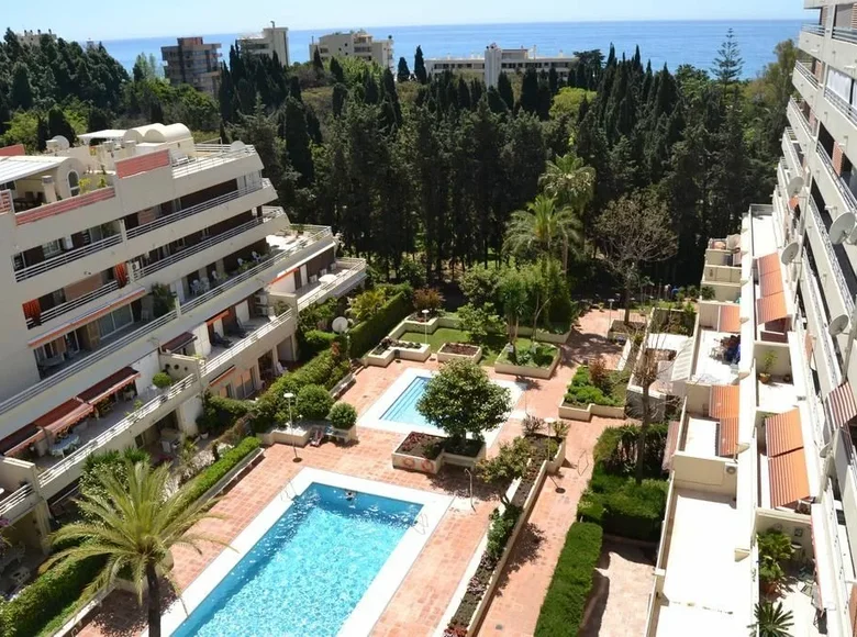 2 bedroom apartment  Marbella, Spain