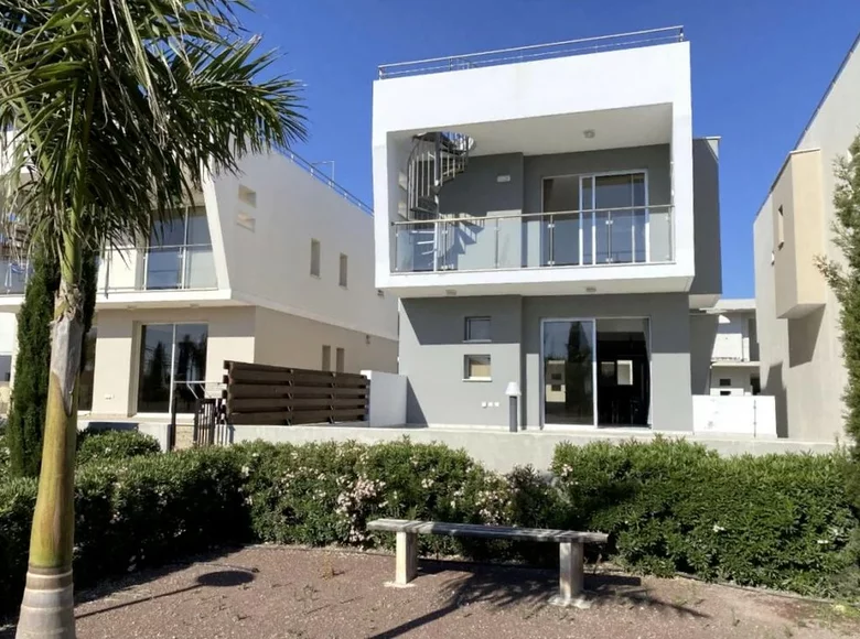 3 bedroom villa 190 m² Empa, Cyprus