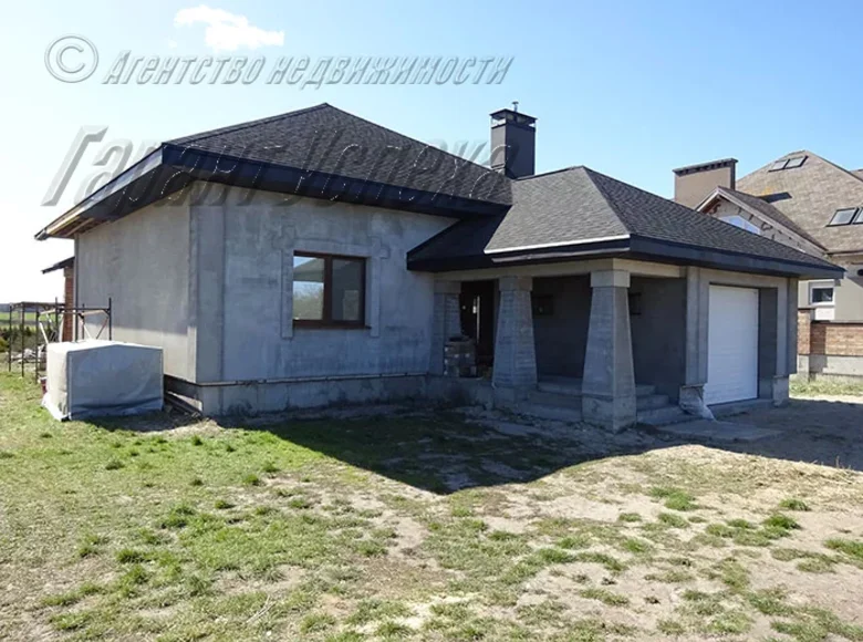 House 191 m² Kamianica Zyravieckaja, Belarus