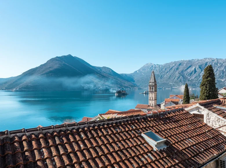 2 room apartment 87 m² Kotor, Montenegro