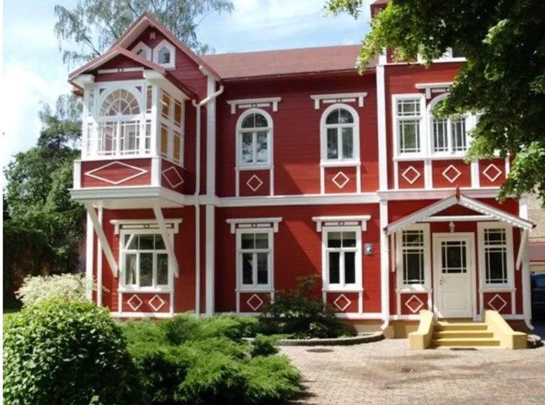 Casa 10 habitaciones 420 m² Jurmala, Letonia