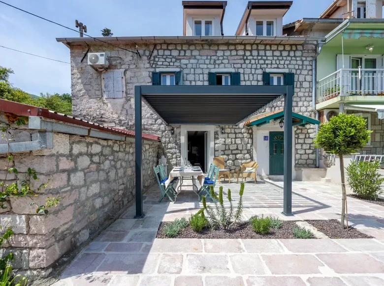 Haus 4 zimmer 2 m² Durici, Montenegro