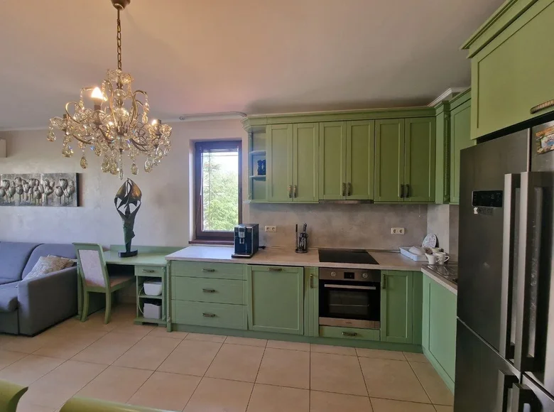 Mieszkanie 4 pokoi 135 m² Nesebyr, Bułgaria