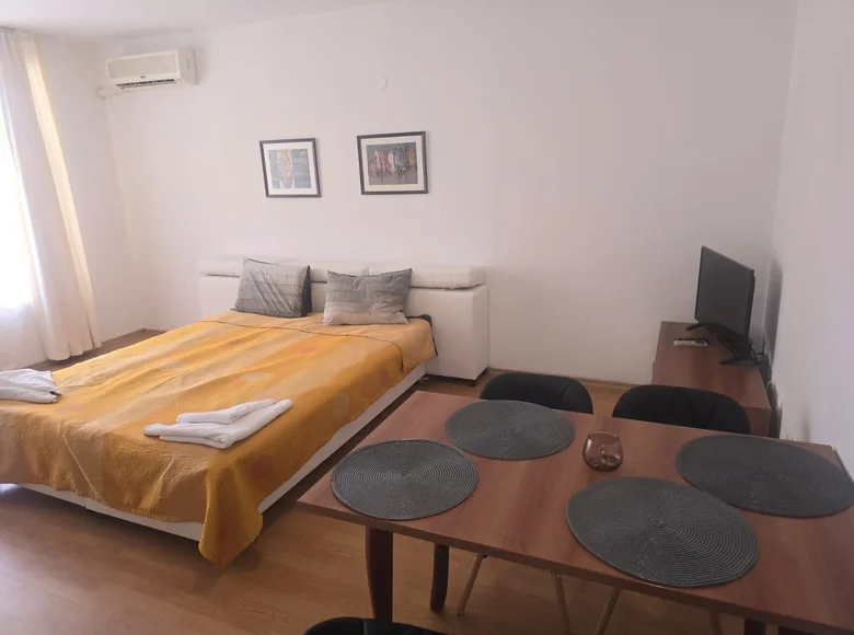 Mieszkanie 2 pokoi 74 m² Słoneczny Brzeg, Bułgaria