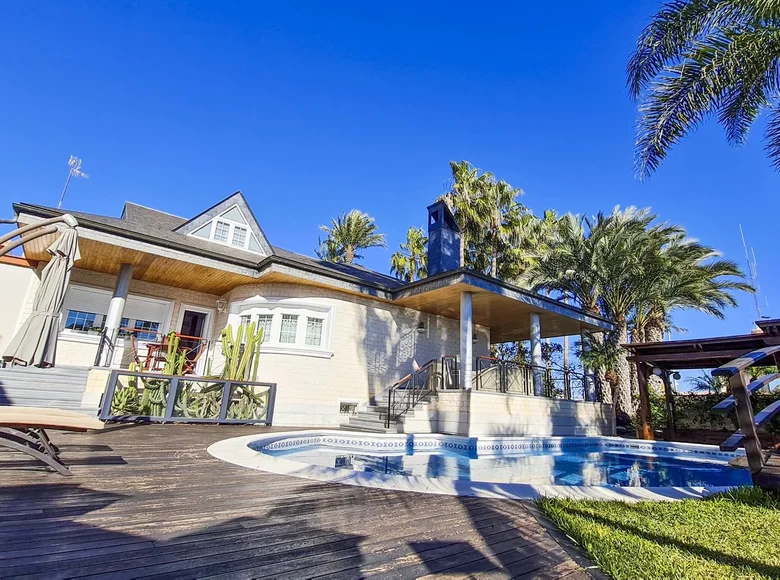 villa de 5 chambres 780 m², Tous les pays