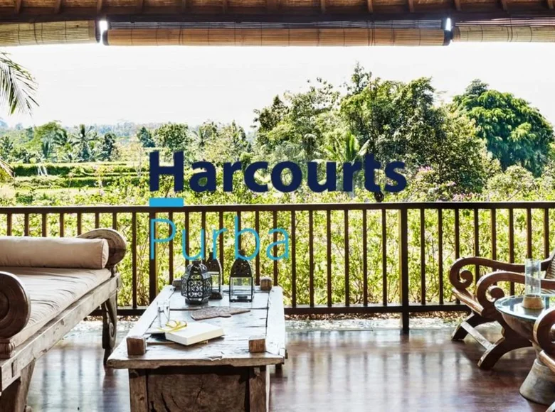 Villa de 4 dormitorios 1 010 m² Begawan, Indonesia