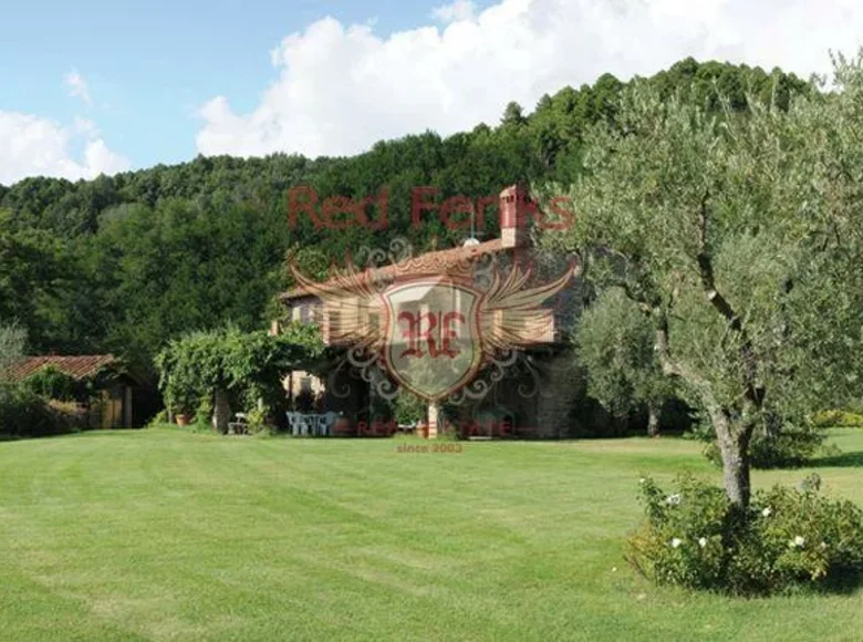 4 bedroom Villa 760 m² Montecatini-Terme, Italy