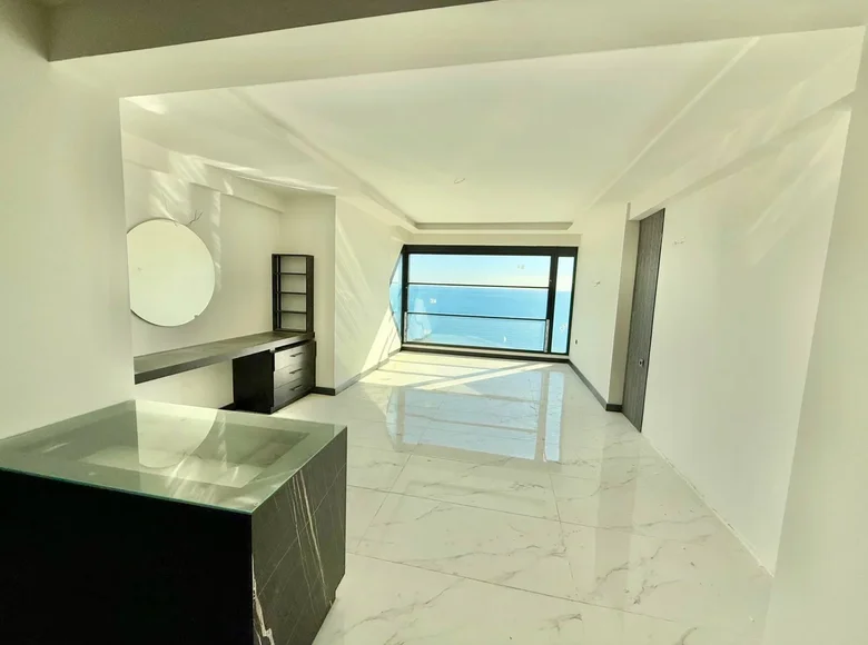 Duplex 8 chambres 320 m² Mezitli, Turquie