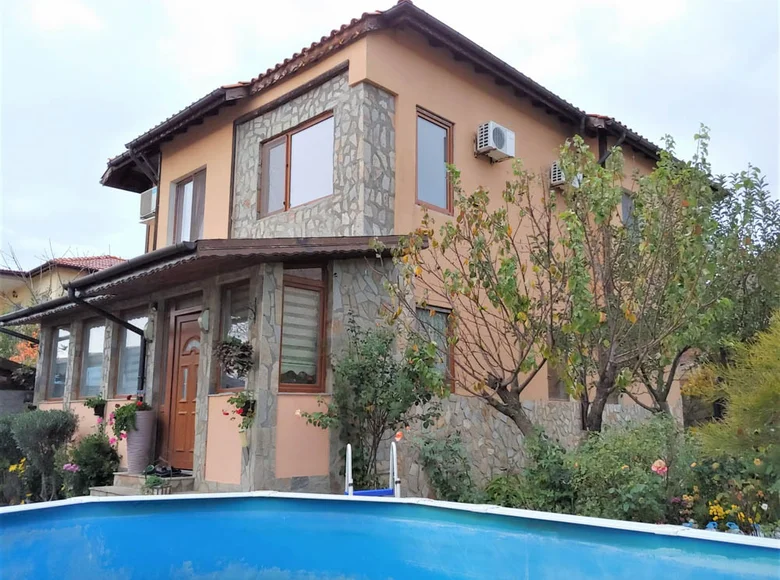 3 bedroom house 142 m² Goritsa, Bulgaria