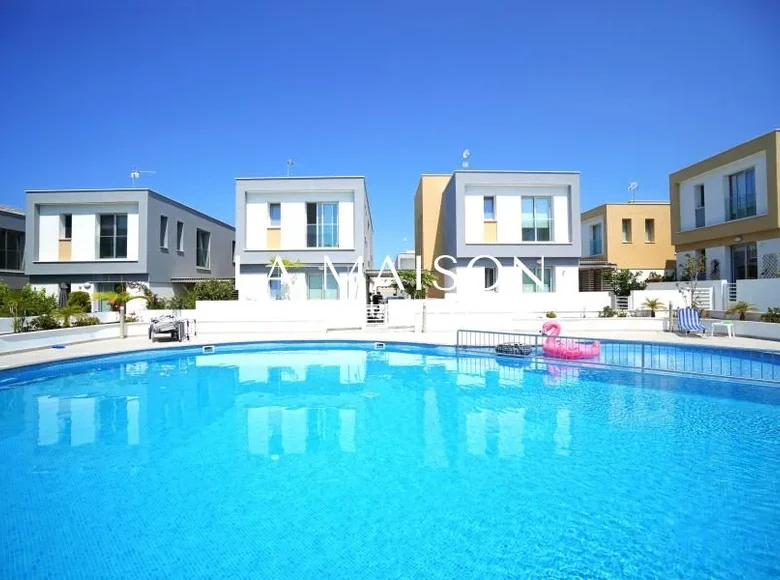 3 bedroom house  Pafos, Cyprus