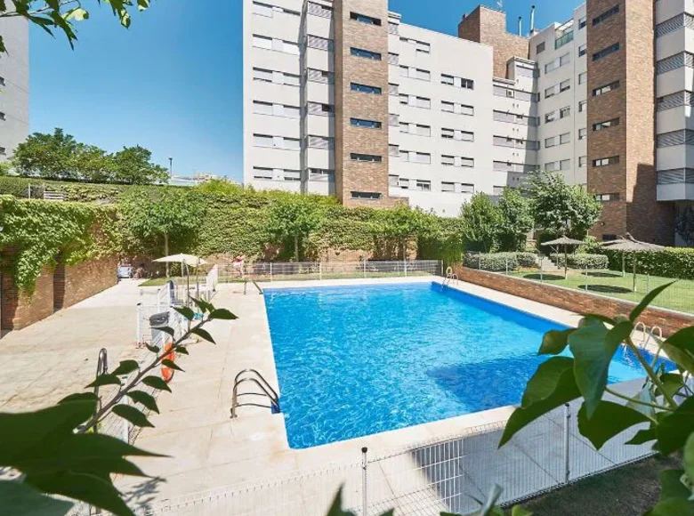 Wohnung 3 Schlafzimmer 110 m² Madrid, Spanien