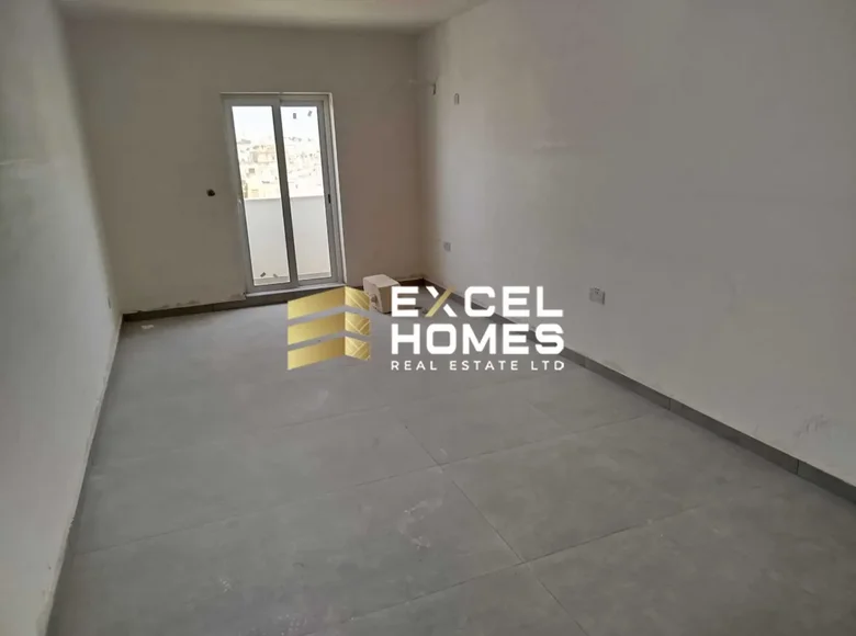 Wohnung 3 Schlafzimmer  Birkirkara, Malta
