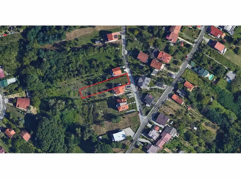 Land 1 402 m² Zagreb, Croatia