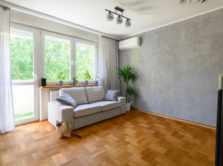 2 room apartment 49 m² Warsaw, Poland