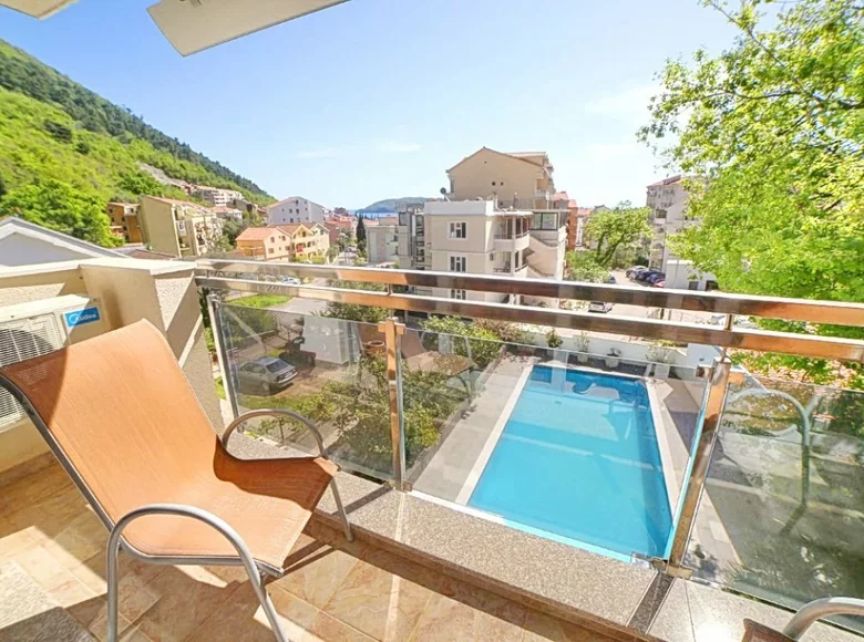 8 room house 300 m² Budva Municipality, Montenegro