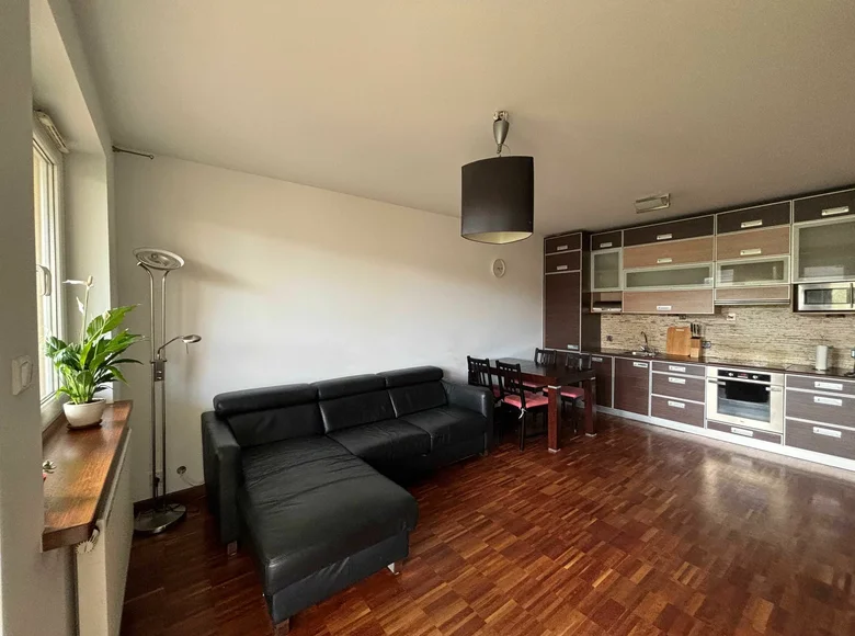 3 room apartment 60 m² in Warsaw, Poland