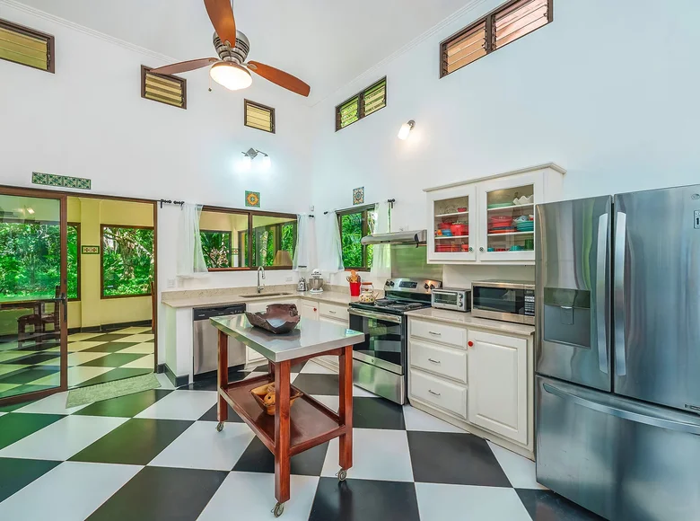2 bedroom house  Veintisiete de Abril, Costa Rica