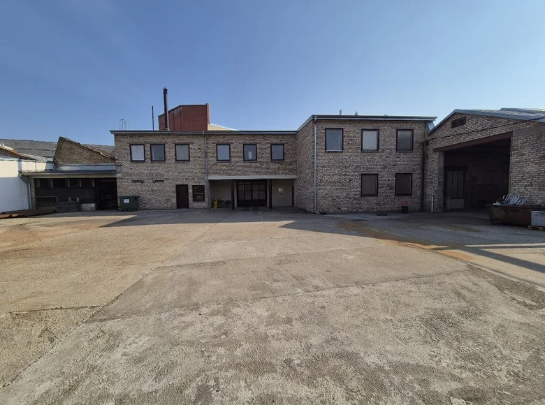 Warehouse 5 346 m² in Riga, Latvia