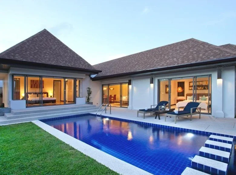 4 bedroom Villa 284 m² Phuket, Thailand