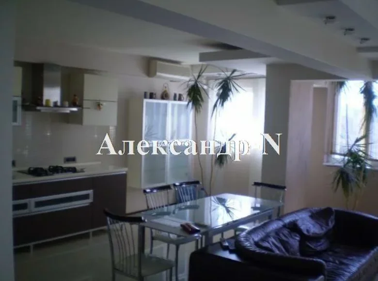 4 room apartment 135 m² Odessa, Ukraine