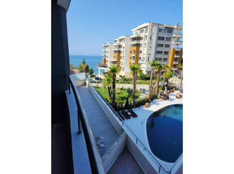 Mieszkanie 3 pokoi 138 m² Durres, Albania