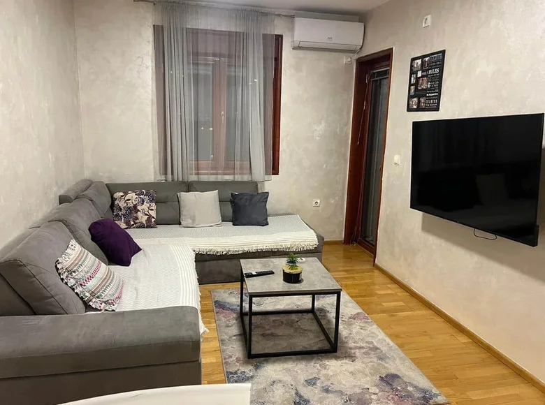 2 bedroom apartment 562 m² Montenegro, Montenegro