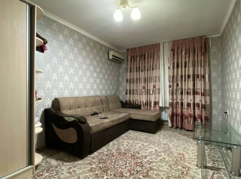 Kvartira 1 xona 28 m² Toshkentda