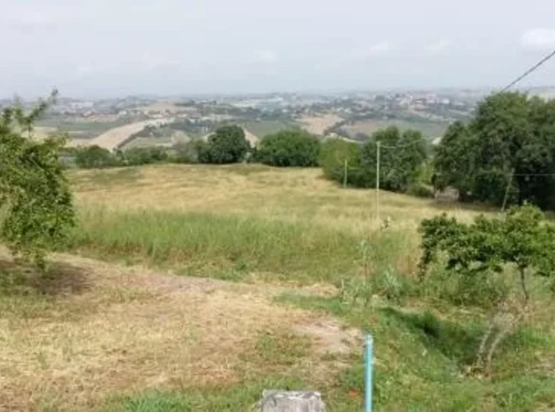 Land 40 000 m² Terni, Italy