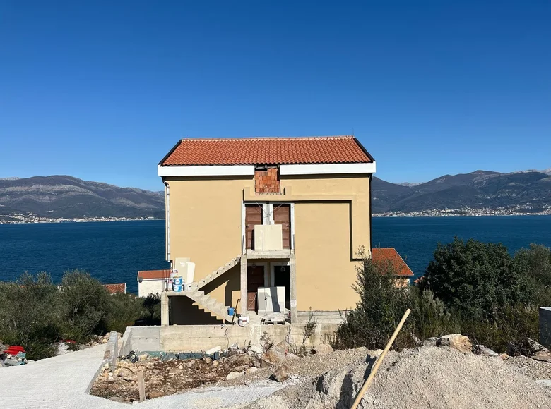 1 bedroom apartment 38 m² Krasici, Montenegro