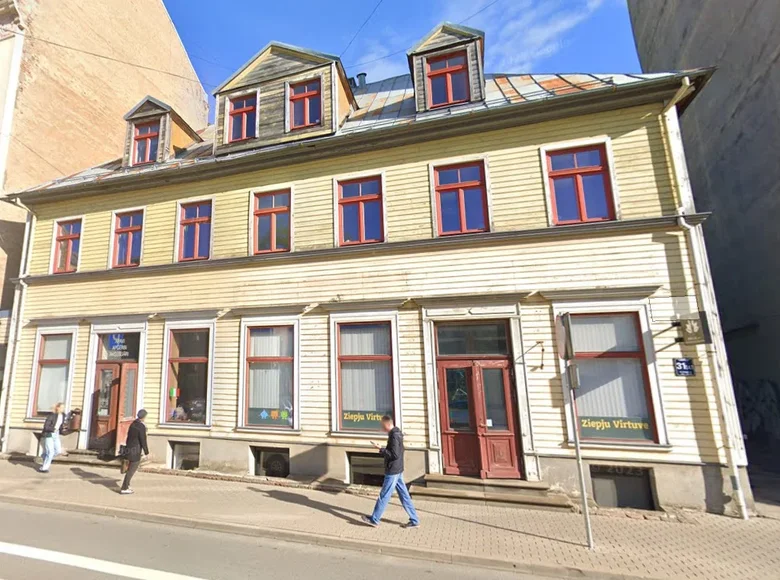 Maison des revenus 233 m² à Riga, Lettonie