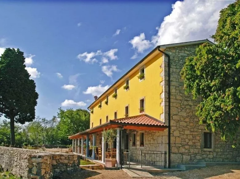 Hotel 550 m² en Rabac, Croacia