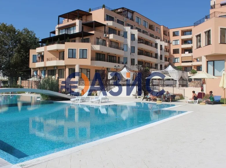 Mieszkanie 3 pokoi 87 m² Rawda, Bułgaria