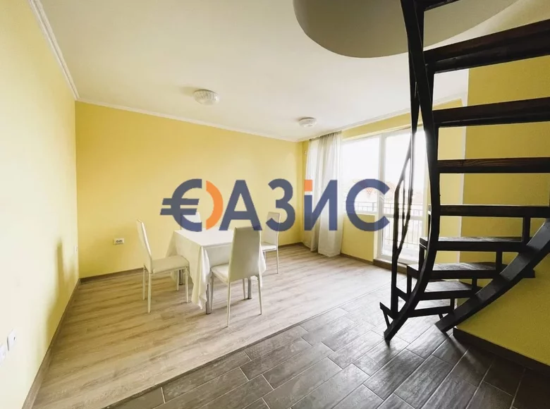Mieszkanie 3 pokoi 149 m² Ravda, Bułgaria