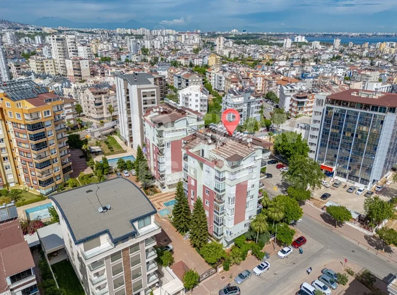 Ático 5 habitaciones 200 m² Konyaalti, Turquía