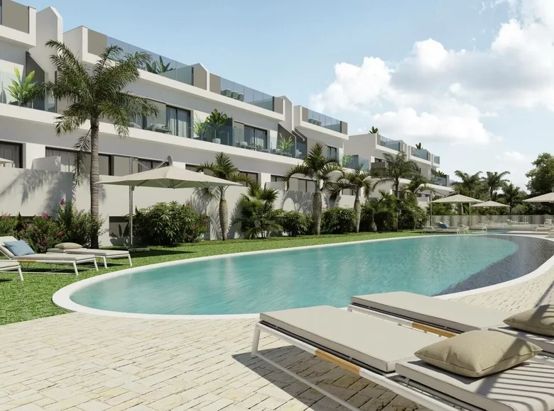 2 bedroom penthouse 77 m² Torrevieja, Spain