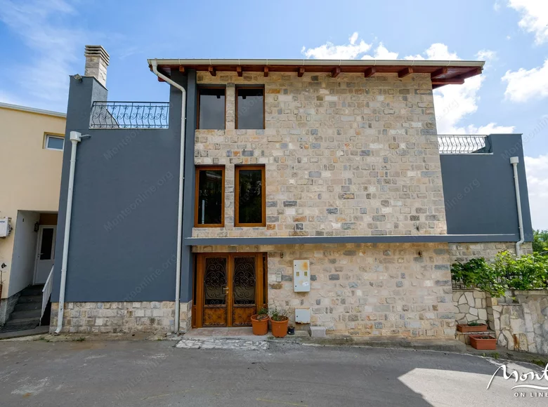 villa de 5 chambres 270 m² Budva, Monténégro