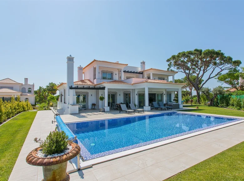 5 room villa 562 m² Quarteira, Portugal