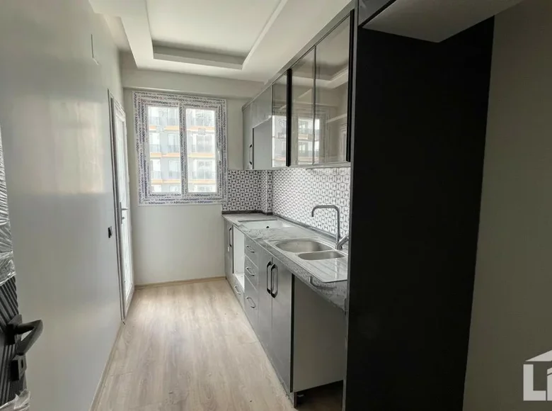 Квартира 2 комнаты 65 м² Erdemli, Турция