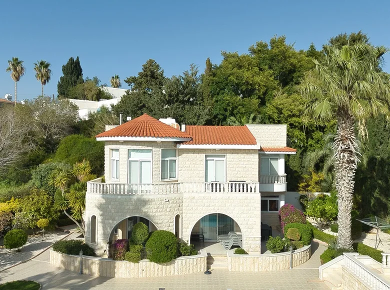 4 bedroom house 251 m² Chloraka, Cyprus