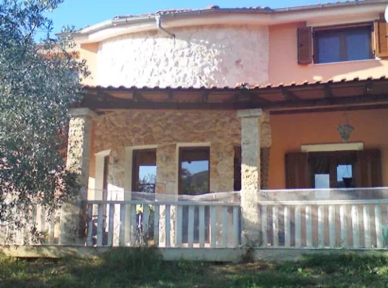 Dom wolnostojący 5 pokojów 210 m² Ormos Prinou, Grecja