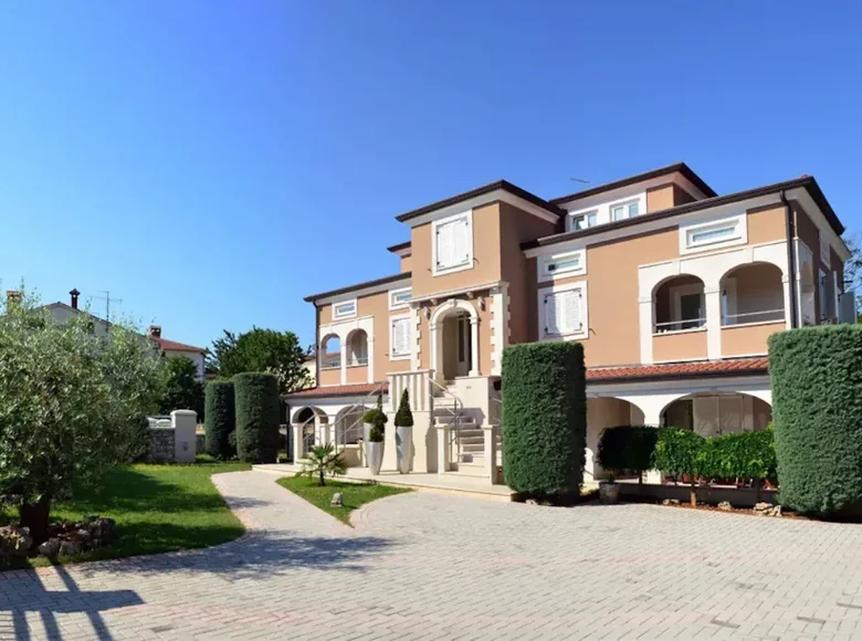 Willa 15 pokojów 790 m² Porec, Chorwacja