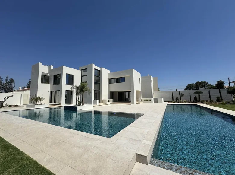 Haus 7 Schlafzimmer 860 m² Strovolos, Zypern