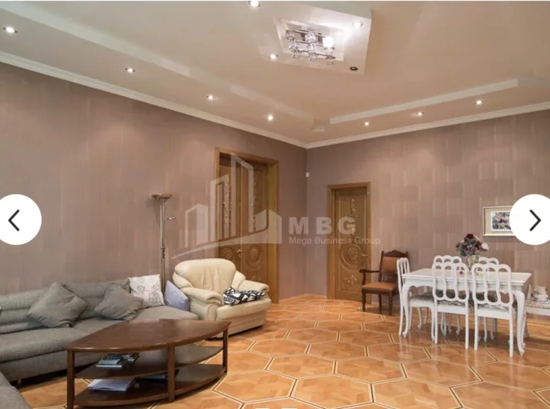 6 bedroom villa 680 m² Tbilisi, Georgia