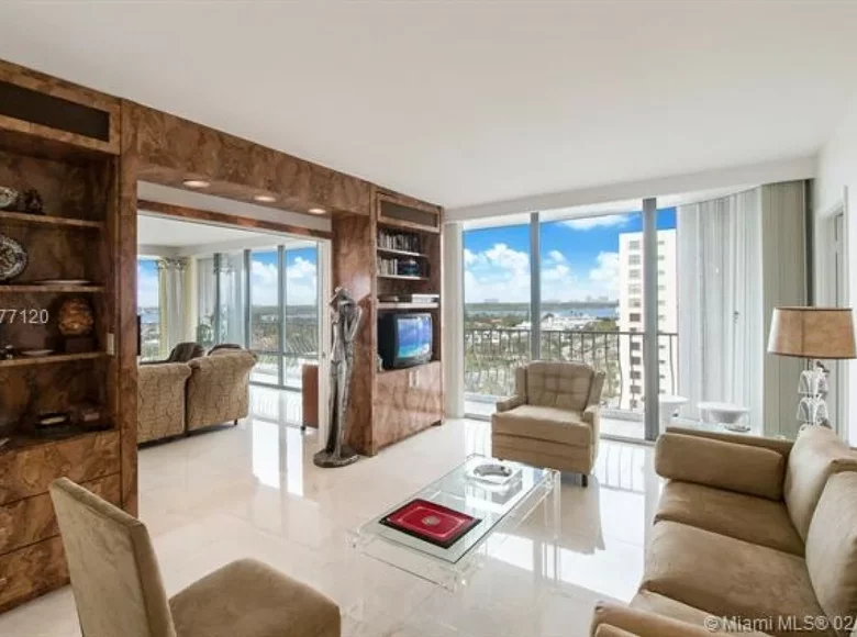 Apartamento 3 habitaciones 307 m² Miami, Estados Unidos