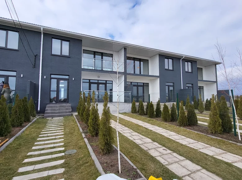 Dom 3 pokoi 130 m² Lymanka, Ukraina