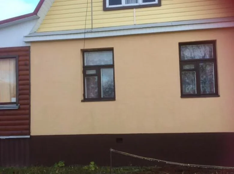 Casa 3 habitaciones 80 m² Bluzski selski Savet, Belarús