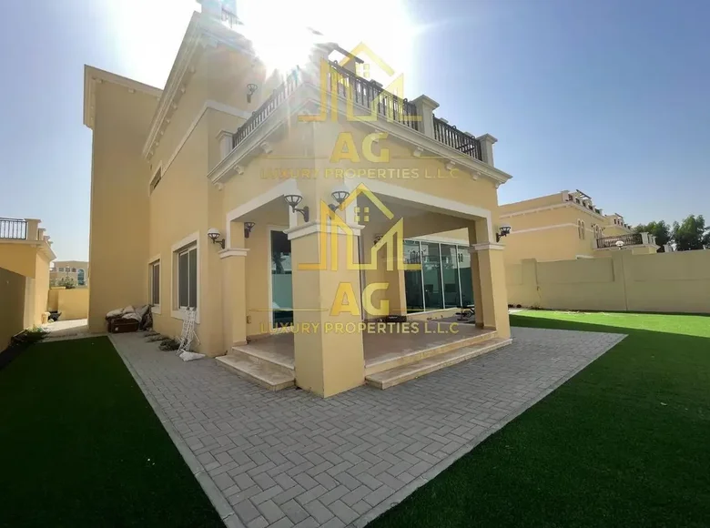 Villa 7 rooms 418 m² in Dubai, United Arab Emirates