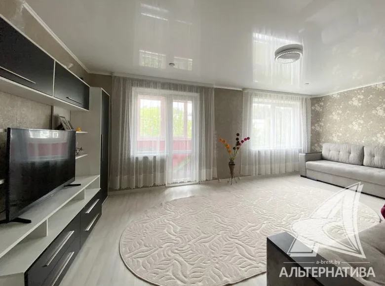 Wohnung 4 zimmer 107 m² Bielaviezski, Belarus