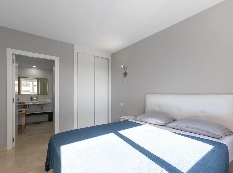 Apartamento 3 habitaciones 132 m² Torrevieja, Španjolska